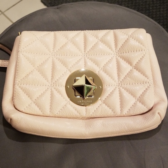 💕Kate Spade💕 Pink Quilted Mini Crossbody Bag - Picture 1 of 6
